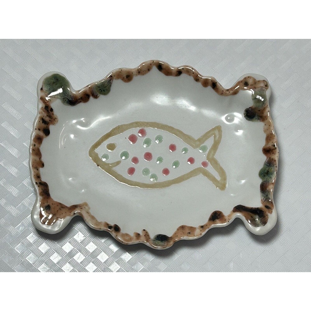 Hand Made &‎ Painted Ceramic 5.5” Fish Trinket/Soap Dish - Picture 2 of 12